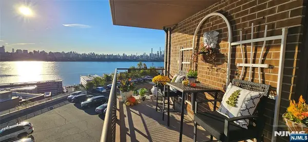 8800 Boulevard East 4E, North Bergen, NJ 07047