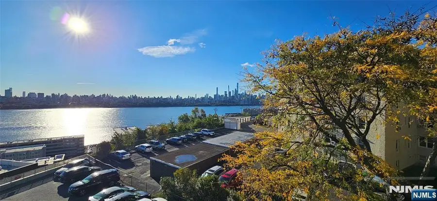 8800 Boulevard East 4E, North Bergen, NJ 07047 - #2