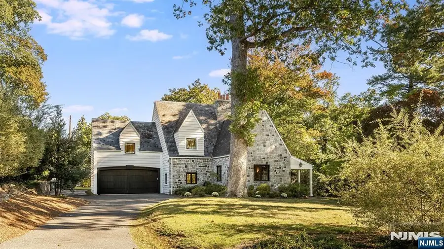 6 Sutherland Road, Montclair, NJ 07042 - #2