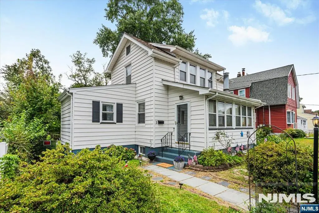 5 Smallwood Avenue, Belleville, NJ 07109 - #1
