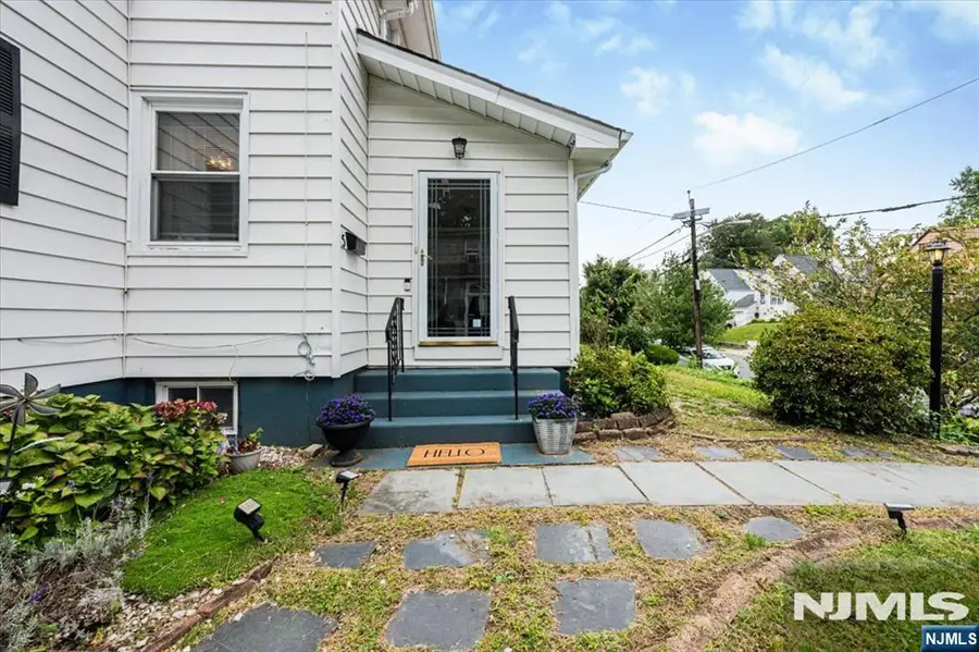 5 Smallwood Avenue, Belleville, NJ 07109 - #2