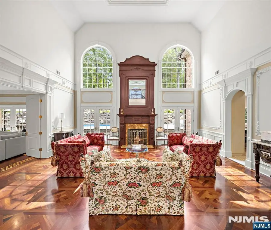 146 E Allendale Road, Saddle River, NJ 07458 - #3