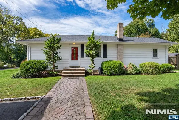 184 Fairfield Road, Wayne, NJ 07470