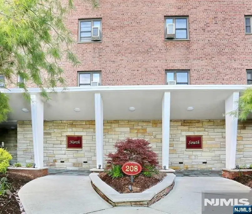 208 Anderson Street S7C, Hackensack, NJ 07601 - #3