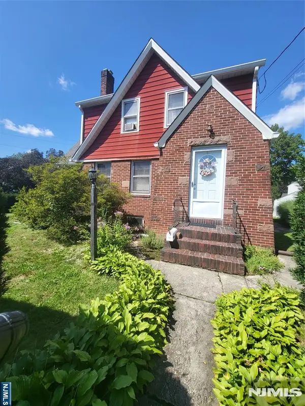 110 Garner Avenue, Bloomfield, NJ 07003