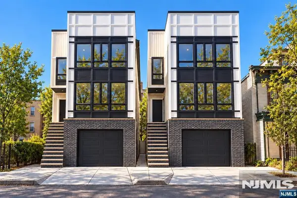 88 Garside Street, Newark, NJ 07104