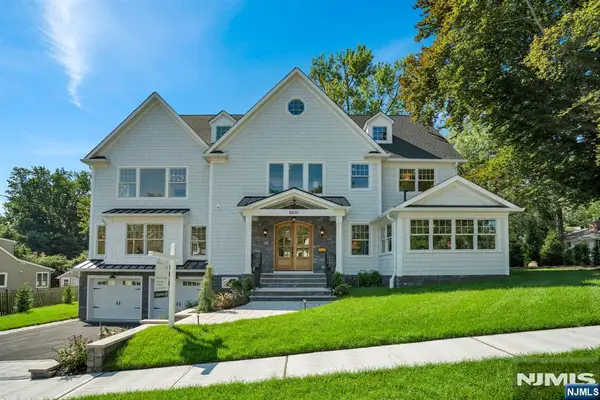 110 Blauvelt Avenue, Ho-Ho-Kus, NJ 07423
