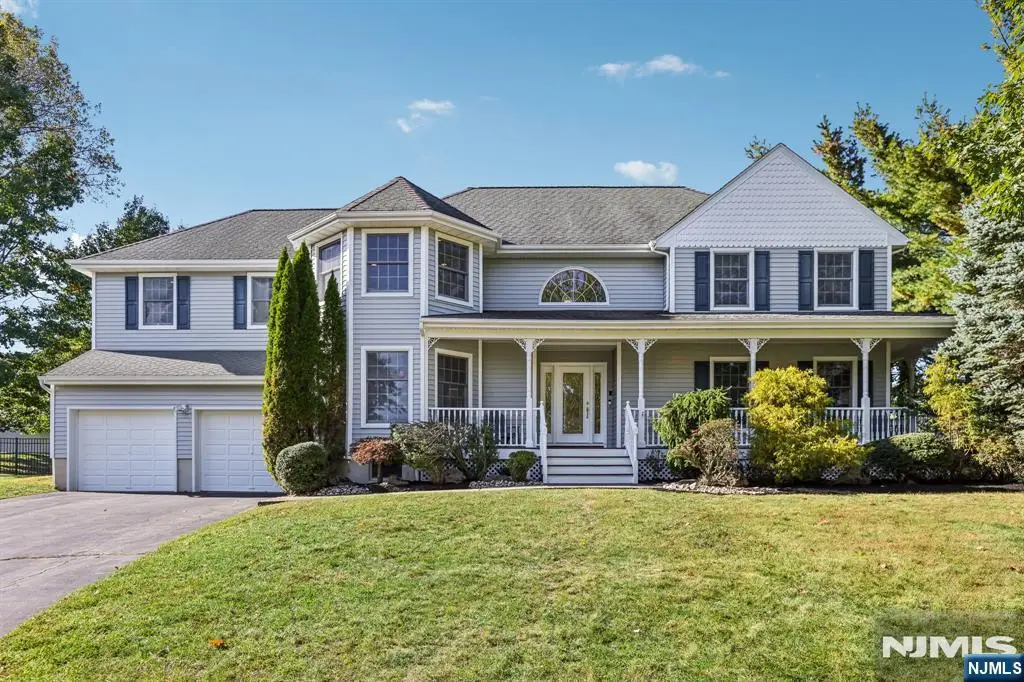 6 Lauren Court, Wayne, NJ 07470 - #1