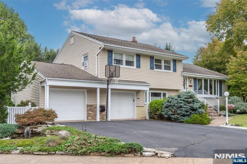 9 Terrace Road, Wayne, NJ 07470 - #1