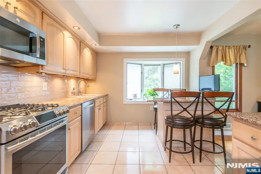 9 Terrace Road, Wayne, NJ 07470 - #3