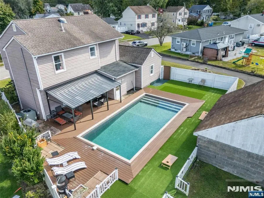 308 Pine Street, Pompton Lakes, NJ 07442 - #2