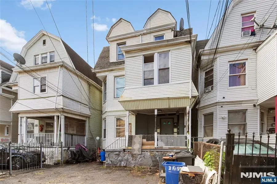 194 N 11th Street, Newark, NJ 07107 - #3