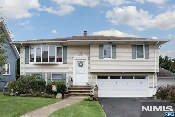 17 Marinus Street, Rochelle Park, NJ 07662