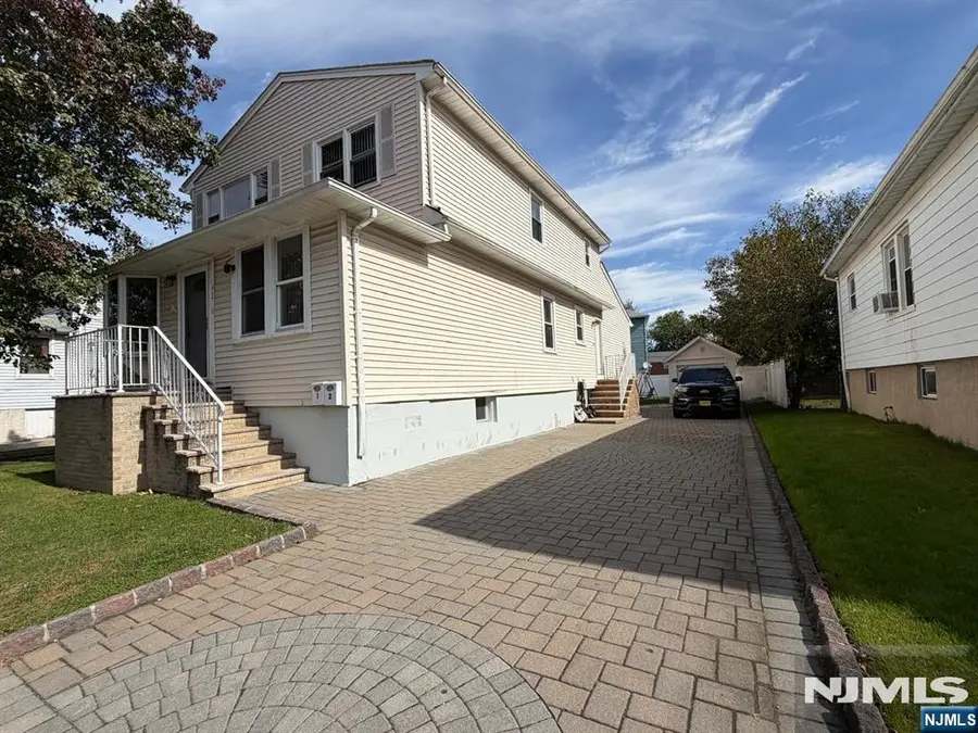 42 Agar Place, South Hackensack, NJ 07606 - #2