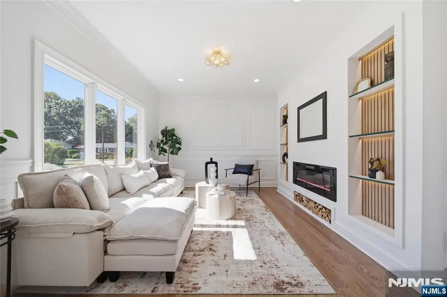 28-07 Zachary Terrace, Fair Lawn, NJ 07410 - #2
