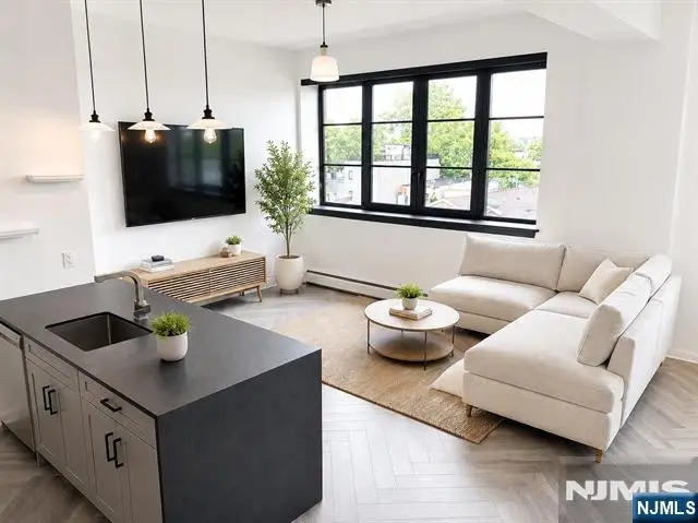 142 Charles Street 403, Jersey City, NJ 07307 - #3