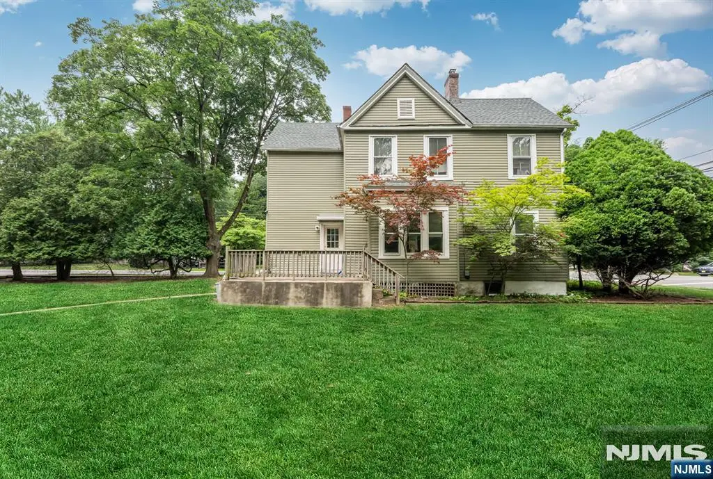7 Hardenburgh Avenue, Demarest, NJ 07627 - #1
