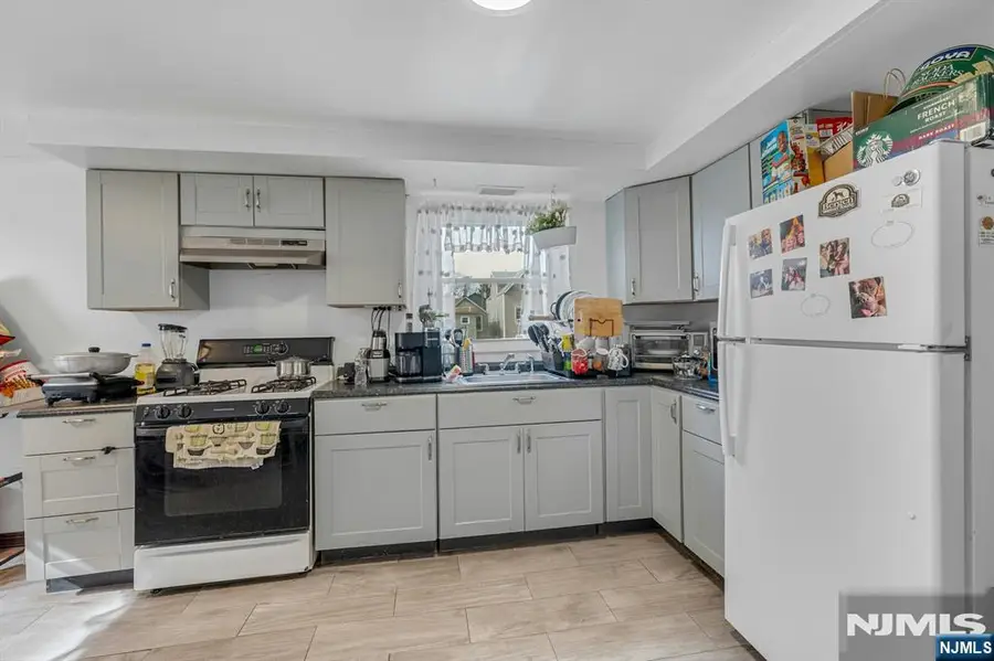 13 Allen Street 23, Passaic, NJ 07055 - #2