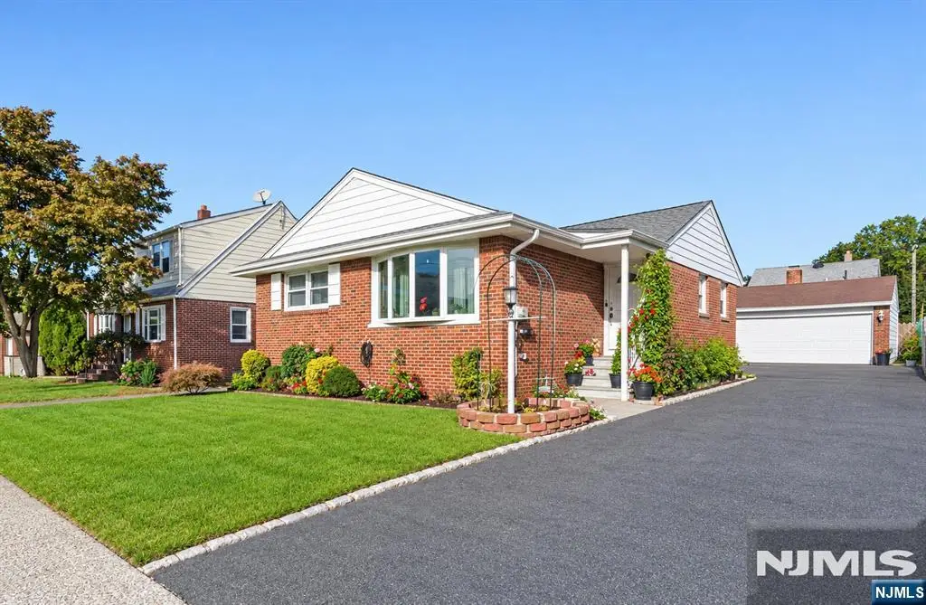 318 7th Street, Saddle Brook, NJ 07663 - #1