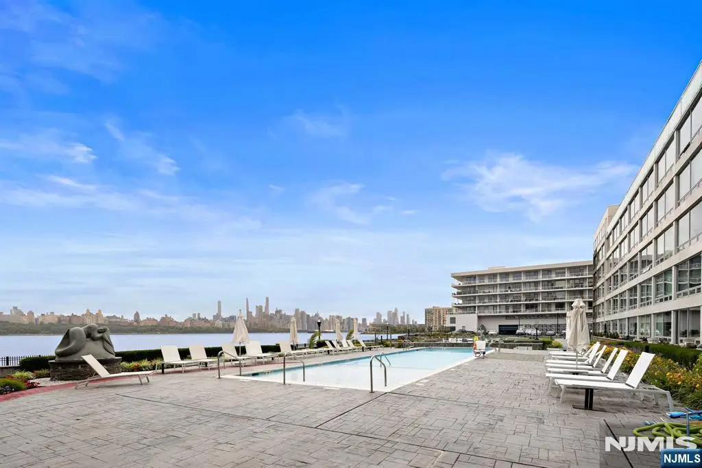 9 Somerset Lane 310, Edgewater, NJ 07020 - #1