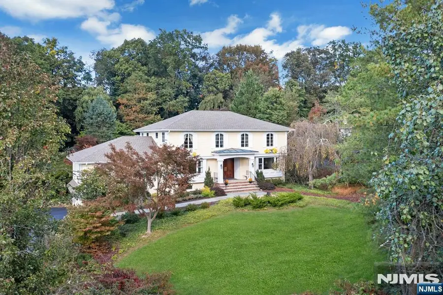 23 Ranch Road, Upper Saddle River, NJ 07458 - #2
