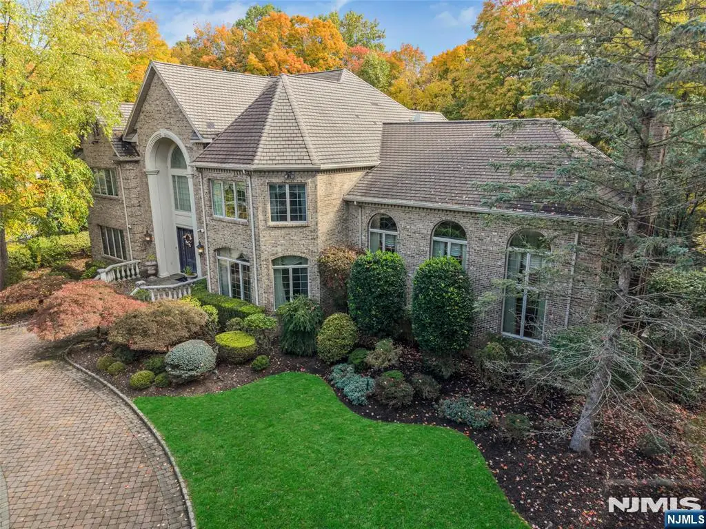 13 Great Hall Road, Mahwah, NJ 07430 - #1