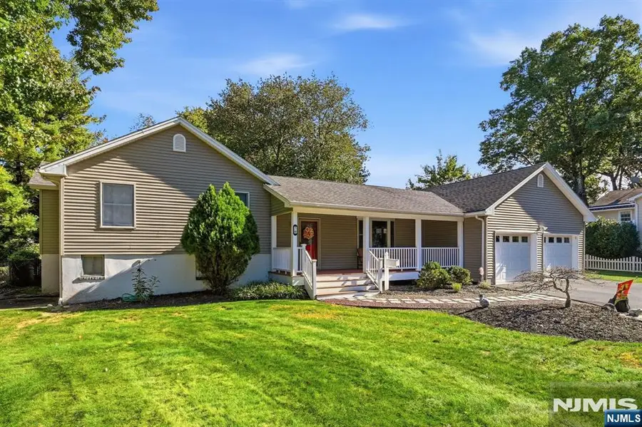 8 N 1st Street, Park Ridge, NJ 07656 - #2