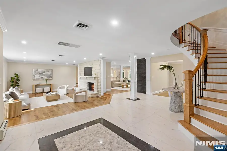 17 Deerhill Drive, Ho Ho Kus, NJ 07423 - #2