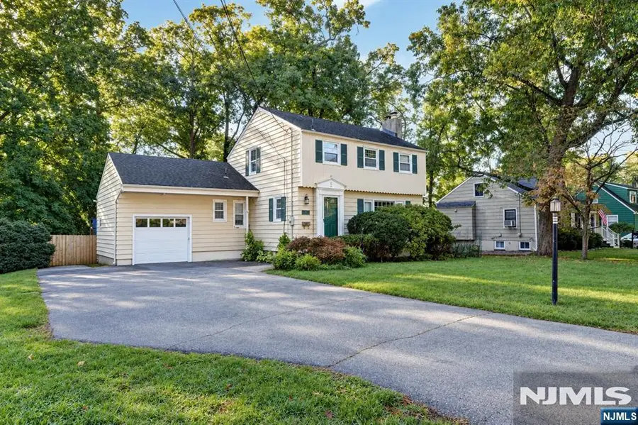 20 Beechwood, Wayne, NJ 07470 - #3