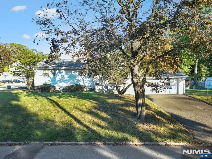 2 Overlook Avenue, Little Falls, NJ 07424 - #2
