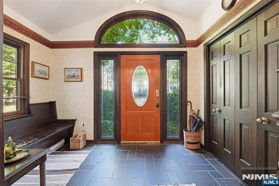 210 Leonia Avenue, Leonia, NJ 07605 - #2