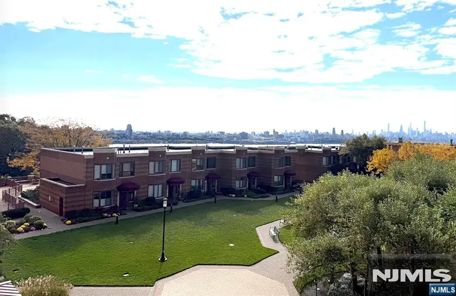 100 Old Palisade Road 1516, Fort Lee, NJ 07024 - #3