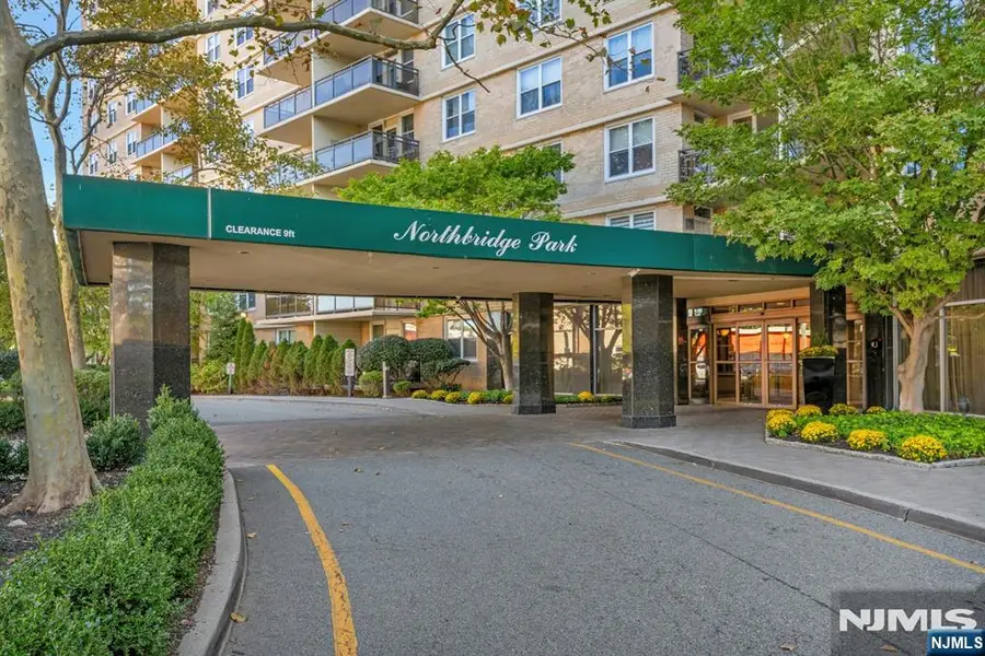 2200 N Central 7B, Fort Lee, NJ 07024 - #2