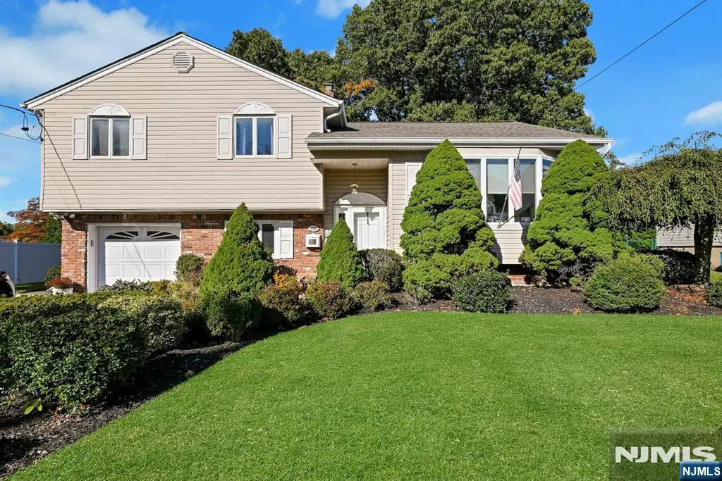 106 Pascack Avenue, Emerson, NJ 07630 - #1