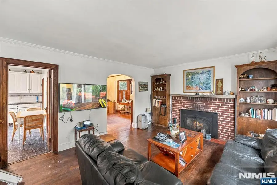 19 Bayview Avenue, Englewood Cliffs, NJ 07632 - #2