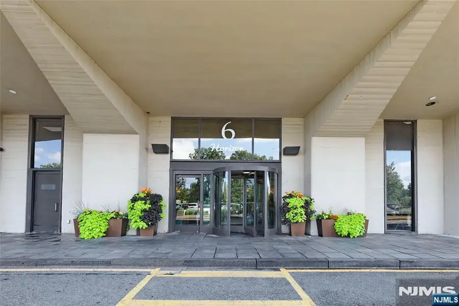 6 Horizon 2106, Fort Lee, NJ 07024 - #2