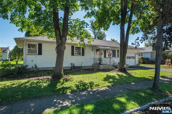 104 Oak Street, Dover Town, NJ 07801