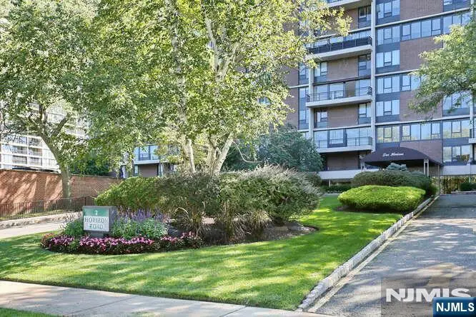2 Horizon Road 812, Fort Lee, NJ 07024 - #2