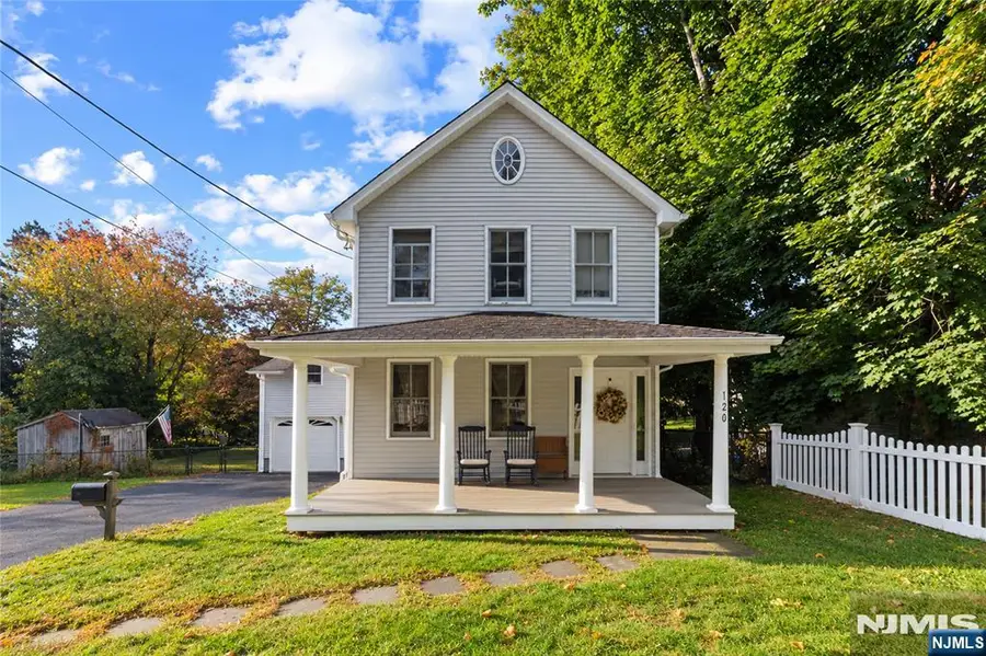 120 Hill Street, Midland Park, NJ 07432 - #2