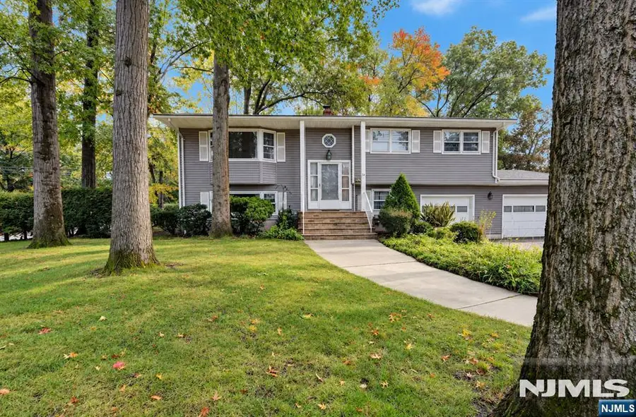 34 Parkway, Pequannock, NJ 07440 - #3