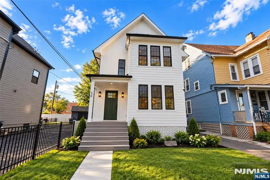 30 Irving Street 1, Montclair, NJ 07042 - #2