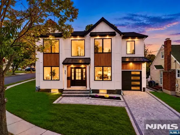 31 Barnsdale Road, Clifton, NJ 07013