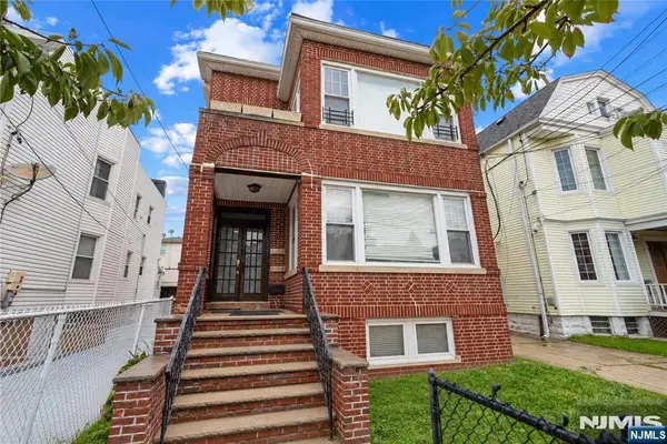 56 Warner Avenue, Jersey City, NJ 07305