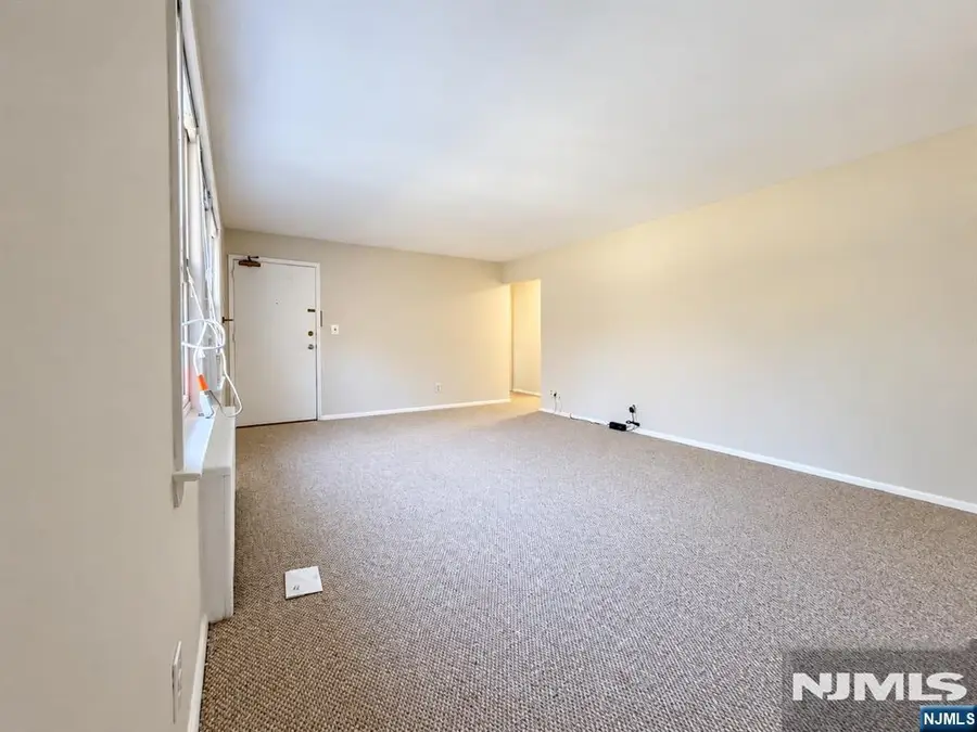 265 Bogert Road 2B, River Edge, NJ 07661 - #3