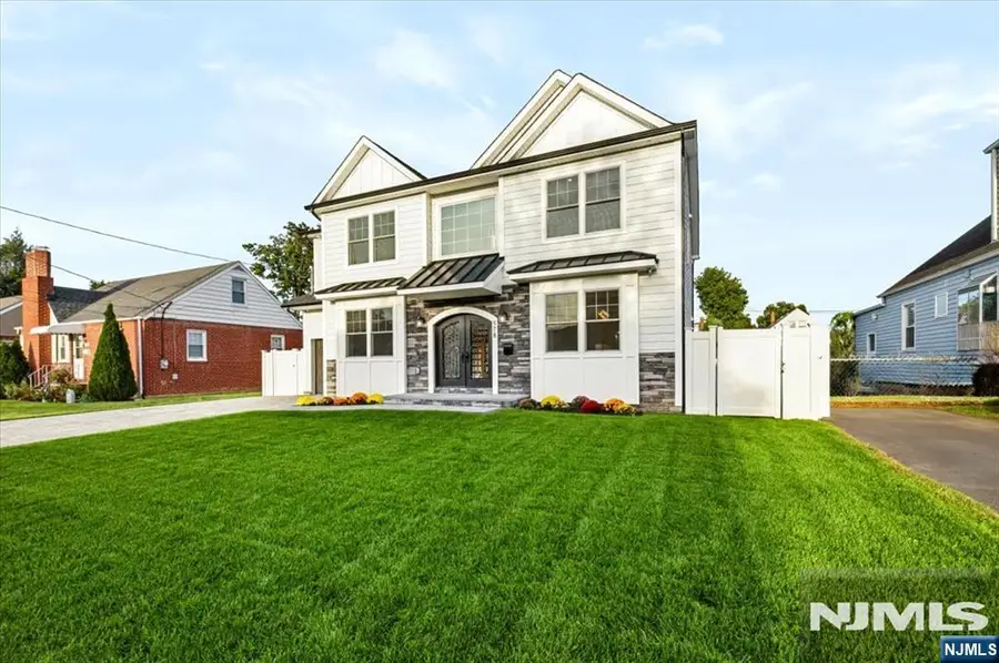 578 Pine Avenue, Saddle Brook, NJ 07663 - #2
