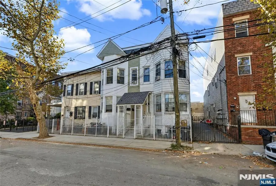 72 1/2 Summer Avenue, Newark, NJ 07104 - #3