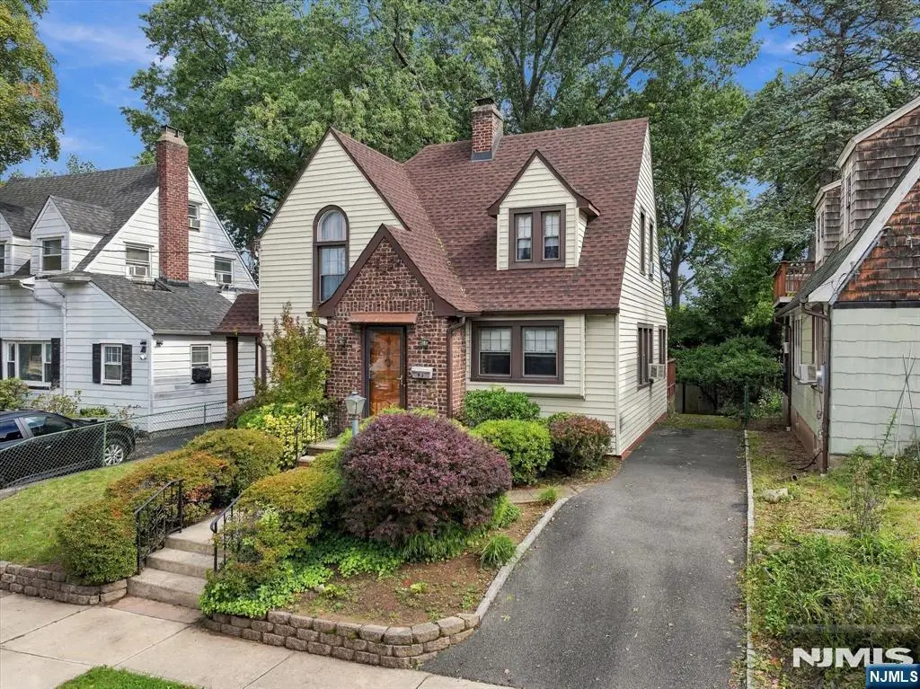 93 Stoughton Street, Bergenfield, NJ 07621 - #1
