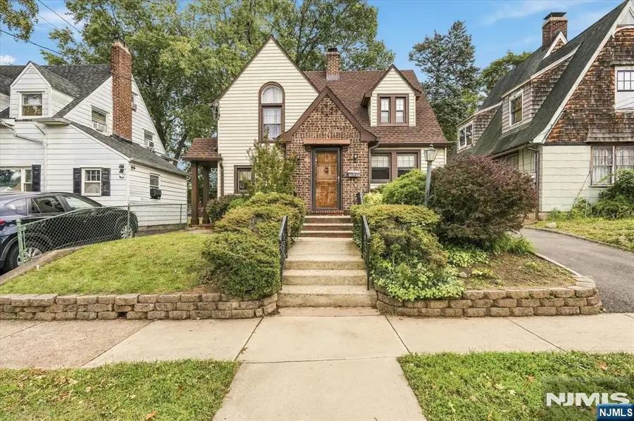 93 Stoughton Street, Bergenfield, NJ 07621 - #2