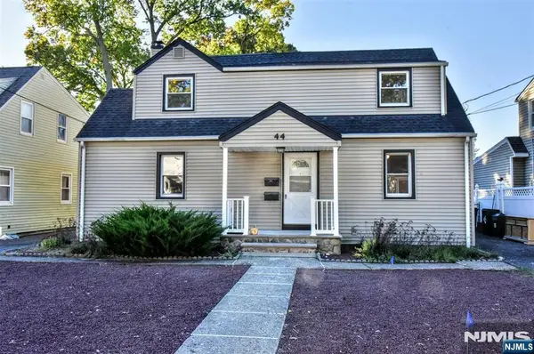 44 Ekings Avenue, Hawthorne, NJ 07506
