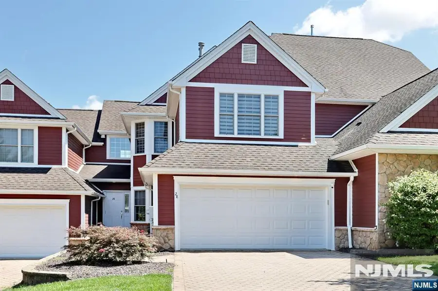 28 Turnberry Lane, Hamburg, NJ 07419 - #2